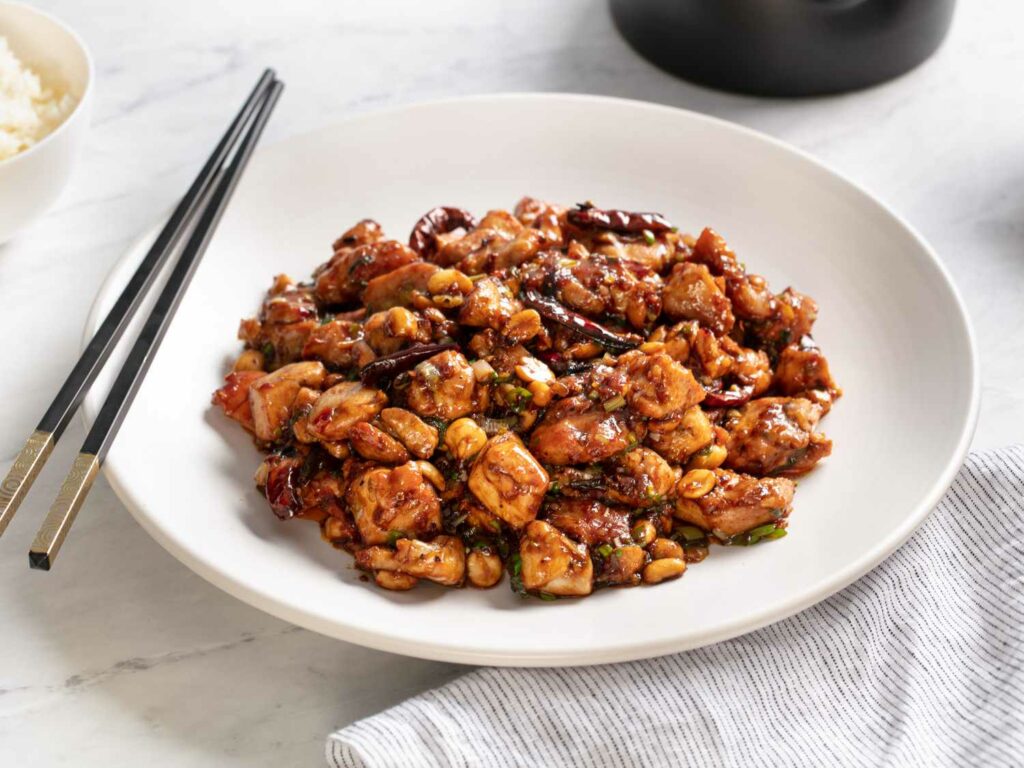 Chinesisches Kung Pao Hähnchen