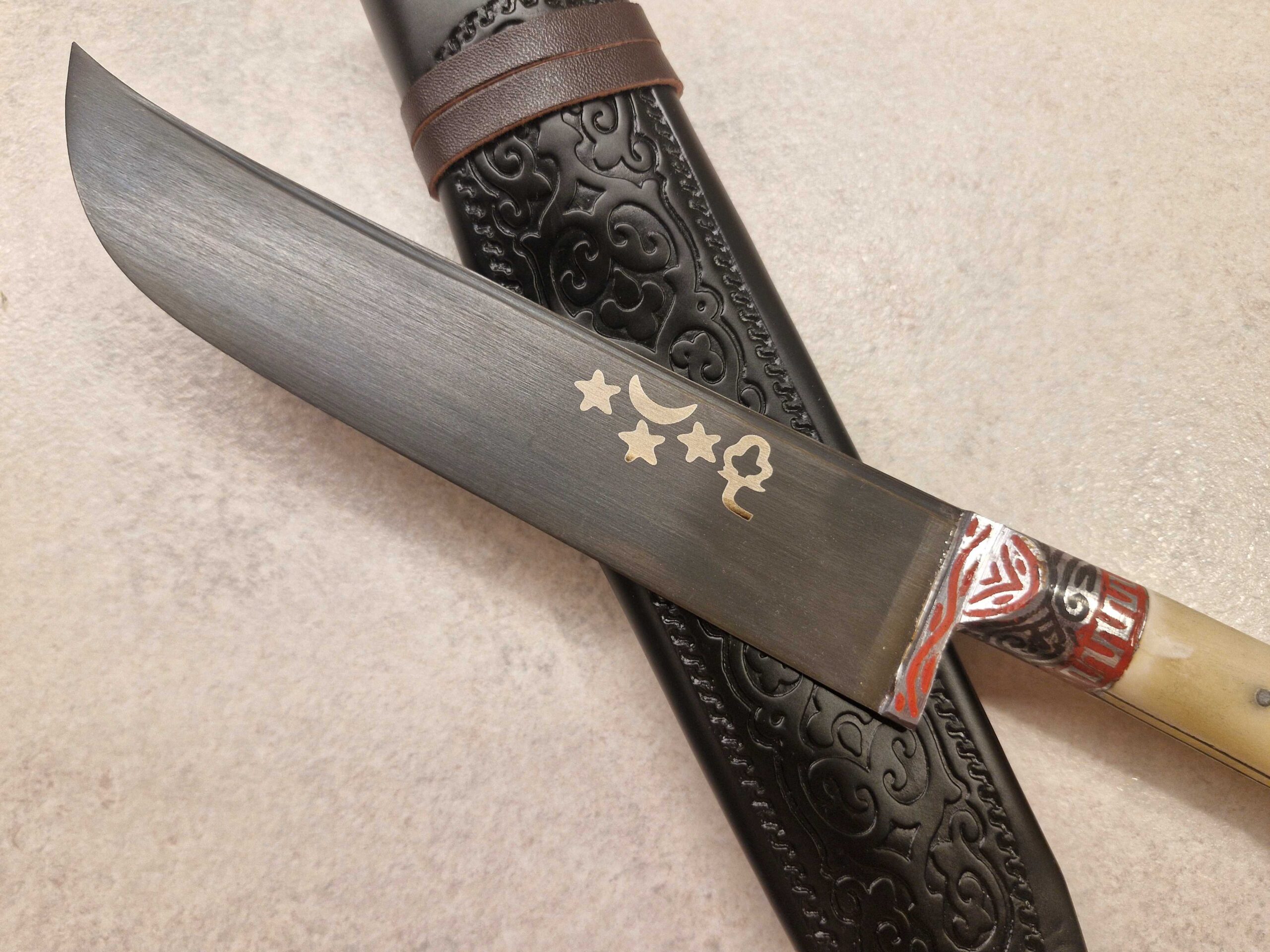 20251220_090410 Traditionelles usbekisches Messer Ptschak | 28 cm, Stahl und Knochen – Bild 1