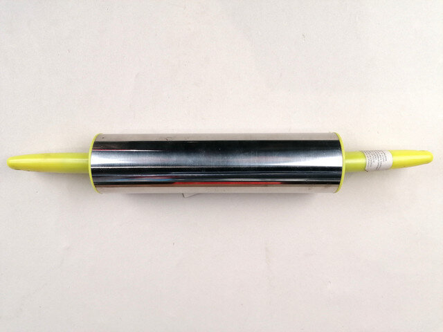 medinis-kocelas-25-cm_reference Kočėlas tešlai su metaliniu cilindru | 25 cm