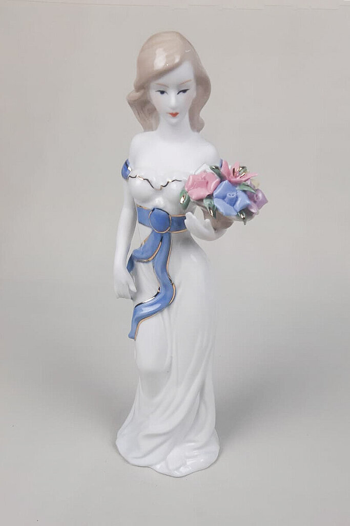 porceliano-figurele-mergaite-29×10-cm_reference Porcelianinė statulėlė „Mergaitė“ | ~29 x 10 cm